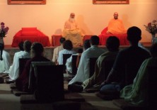 La Escuela Phi de Yoga Vedanta y Meditación en India