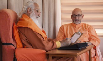 Pujya Swami Rameshwarananda Giri Maharaj y H.H. Sri Chandra Swami Udasin