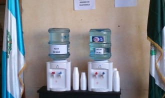 Dispensario de agua marina