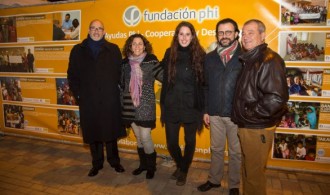 Miembros de Fundación Phi, de Fundació Mediambiental y de Mama Jane's Project en España