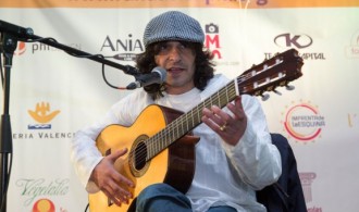 David Amaya en concierto. Mercadillo Solidario 2013.